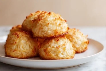 Leckere, knusprige Kokosmakronen perfekt zubereitet im Airfryer.
