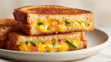 Leckere Sandwiches im Airfryer, knusprig und perfekt gebräunt für jede Mahlzeit.