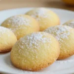 Leckere Zitronenplätzchen aus der Heißluftfritteuse mit herrlichem Zitrusaroma.